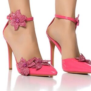 Azalea Wang ISMEA Embellished Flower Pump Pink NWT Size 6.5